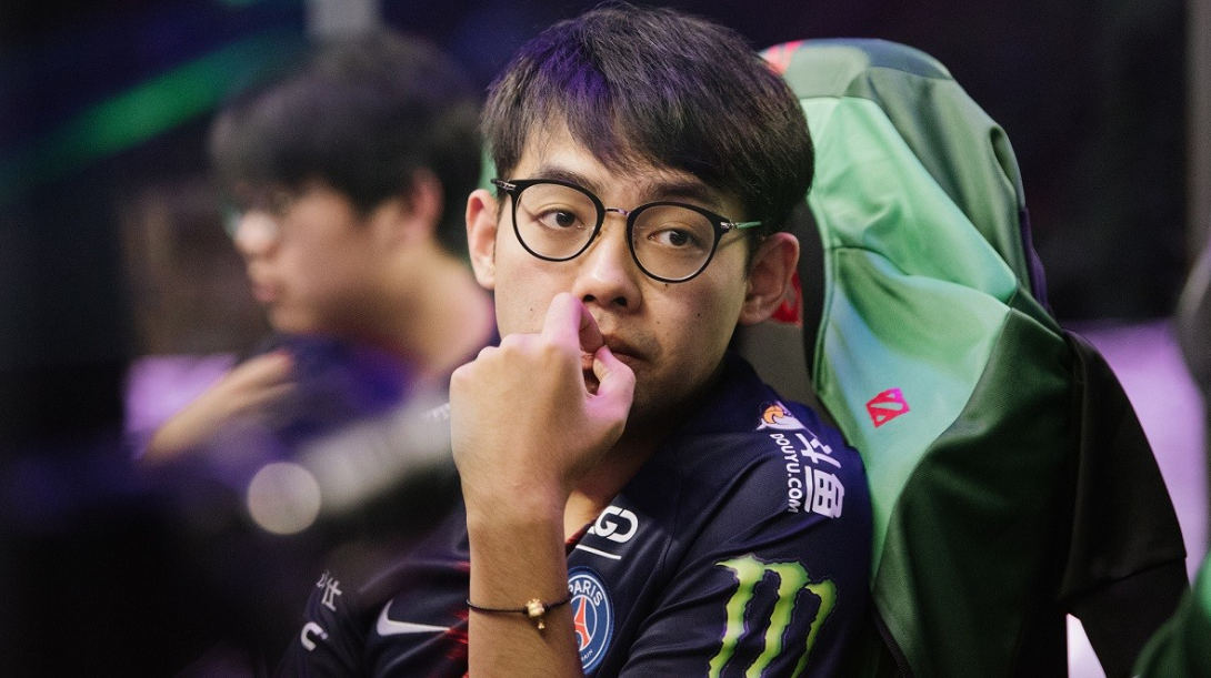 关于里程碑夜克里夫兰骑士再遭质疑，欧超杯赛前刷纪录，管理层满意，临场指挥获称赞的信息