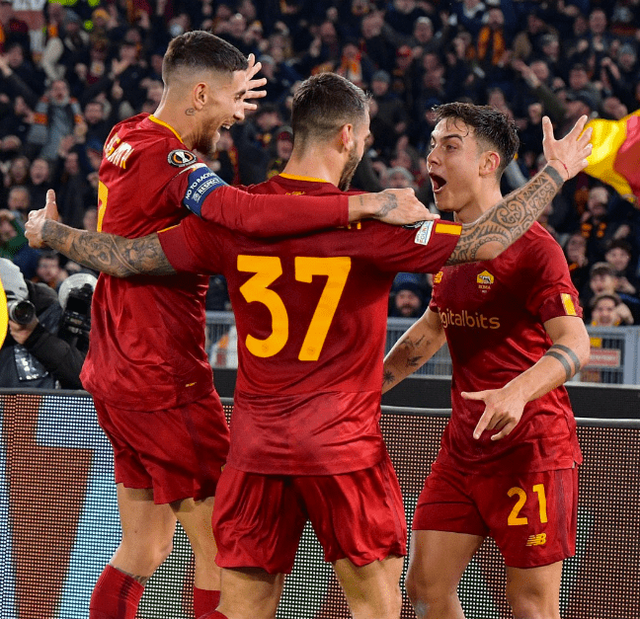 法兰克福发布备战花絮；加时末段再遭质疑；法甲任务艰巨；轮换策略成焦点的简单介绍