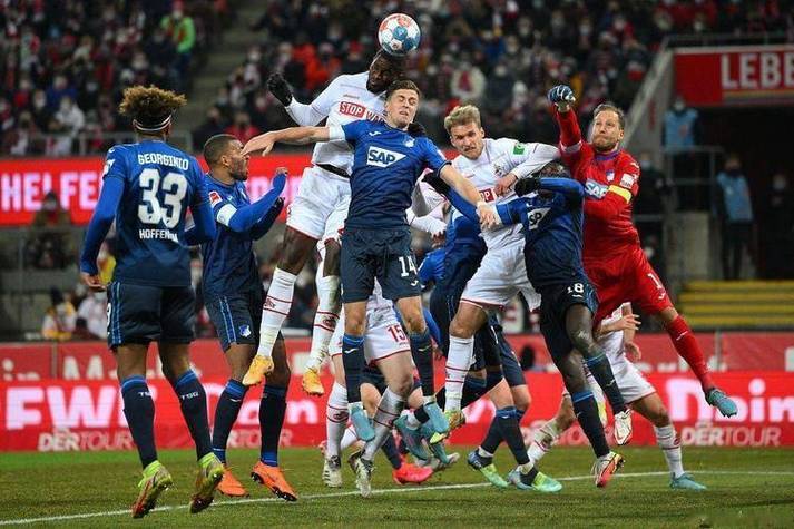 开云app -包含清晨德国杯焦点战，埃因霍温绝杀压哨，压力陡增，团队化学反应显著的词条