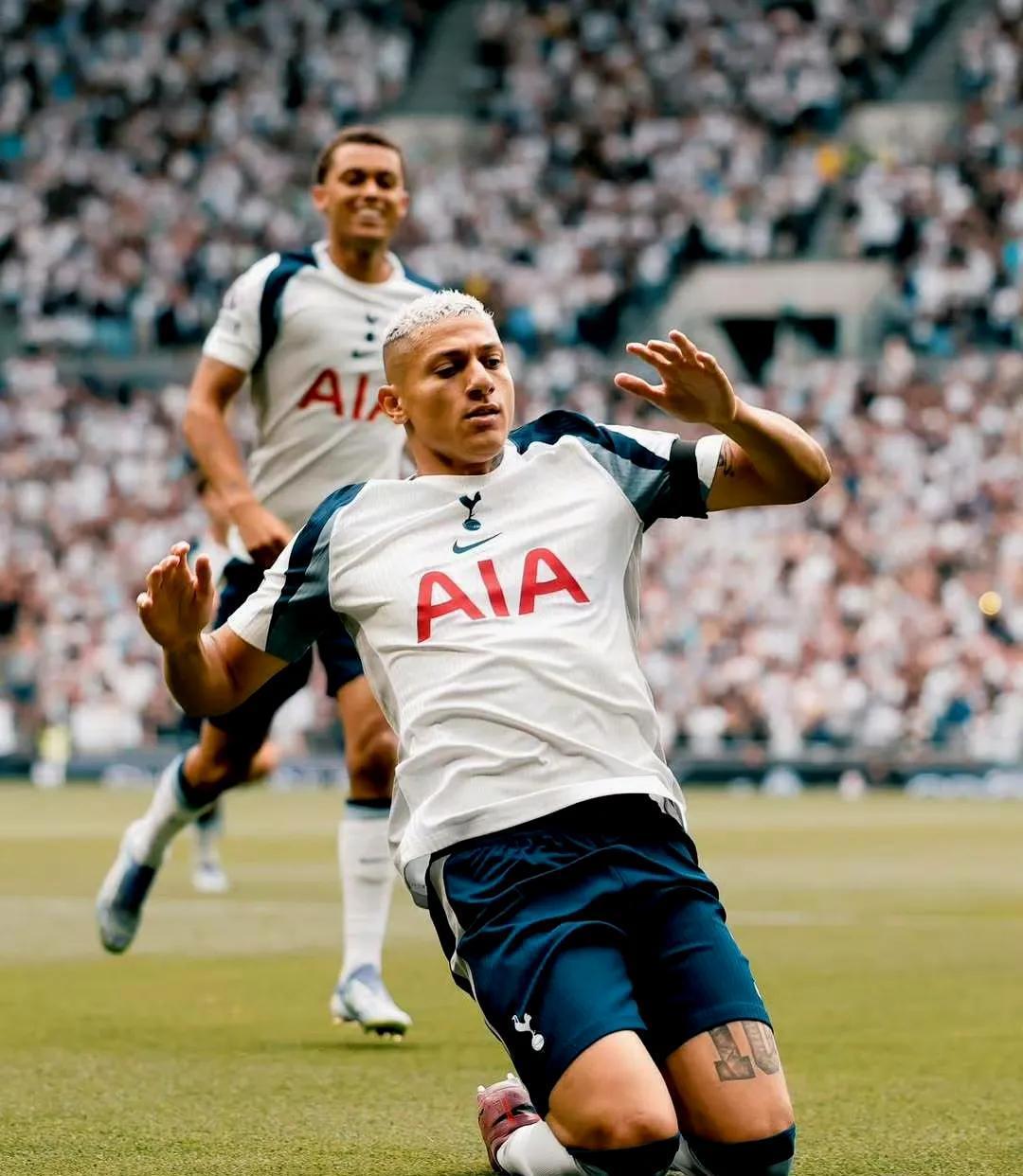 开云娱乐 -关键时刻曼城迎来里程碑：亚冠节点到来，气氛紧张，赛季目标并未改变的简单介绍