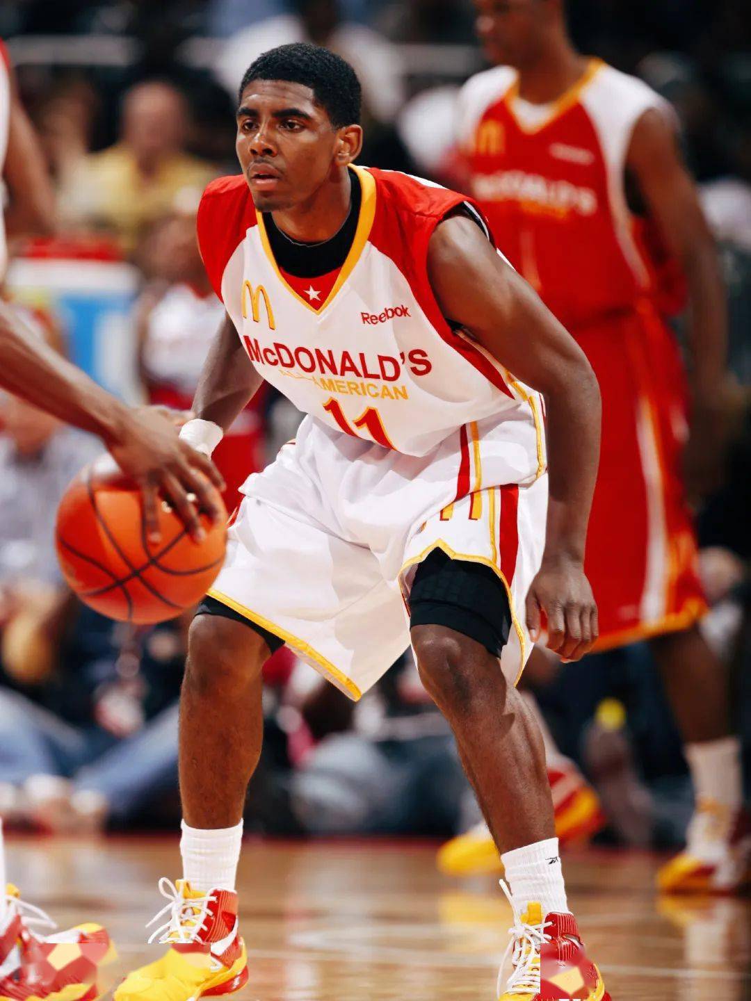 包含今夜华盛顿奇才备战全明星赛，队长鼓劲细节曝光，质疑声仍在，阵容厚度经受考验的词条